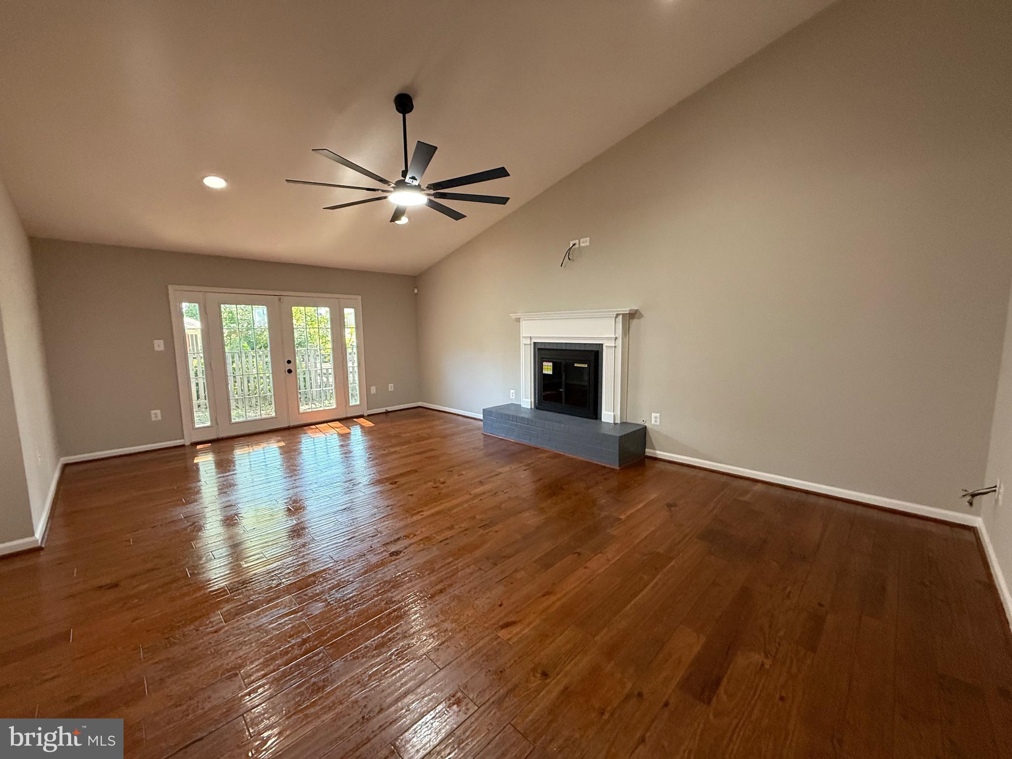 7412 Axton Street Springfield, VA 22151 - Photo 18 of 67 Living Room
