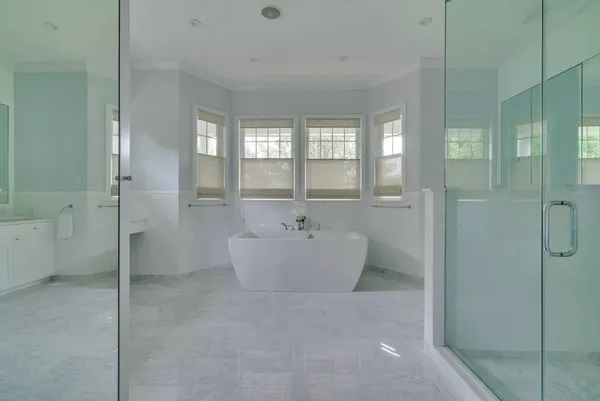 $110,000 | Undisclosed Address, Bridgehampton, NY 11932