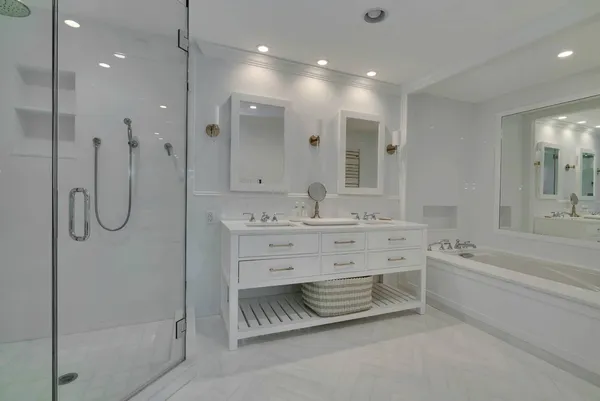 $110,000 | Undisclosed Address, Bridgehampton, NY 11932