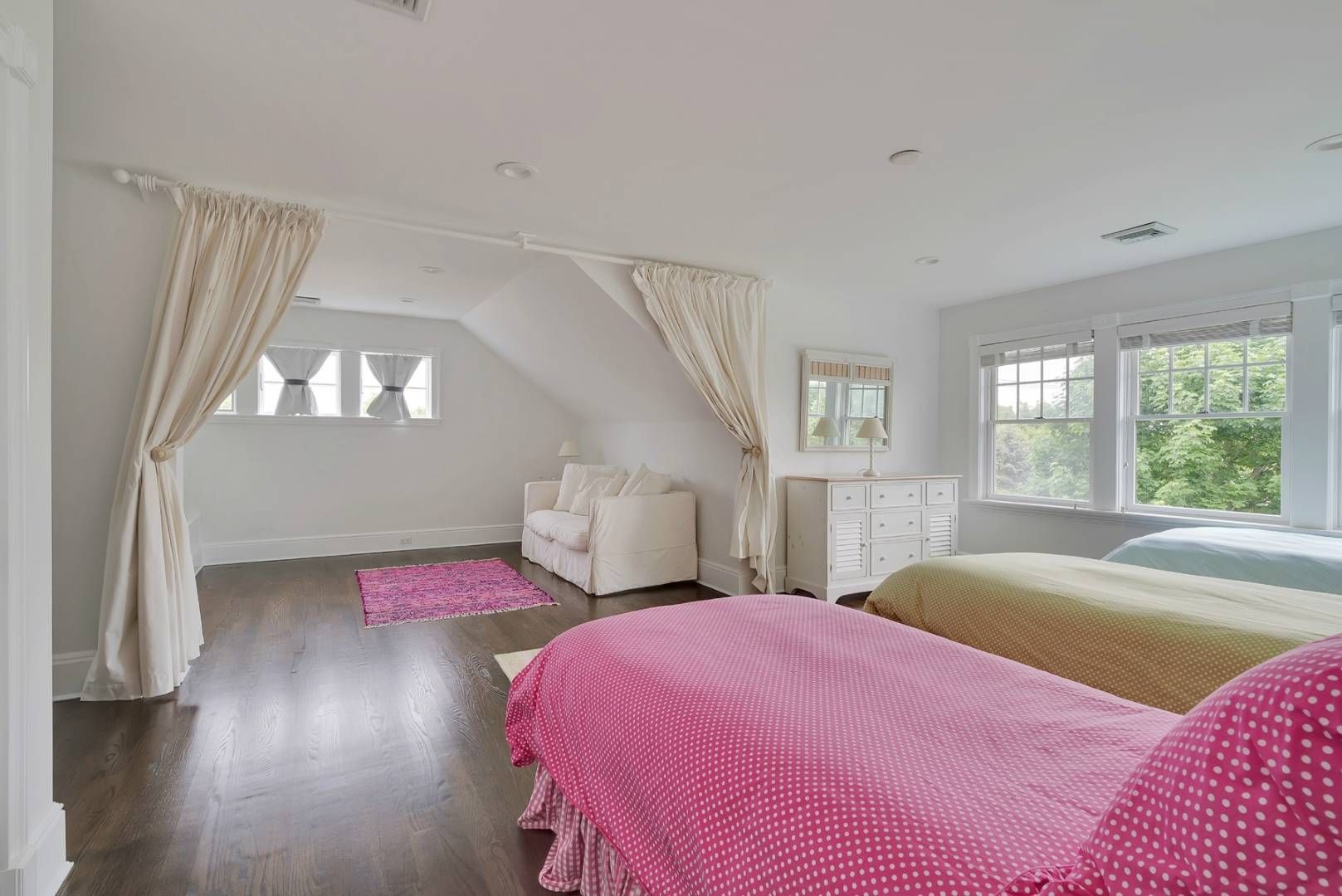 Undisclosed Address Bridgehampton, NY 11932 - Photo 10 of 20