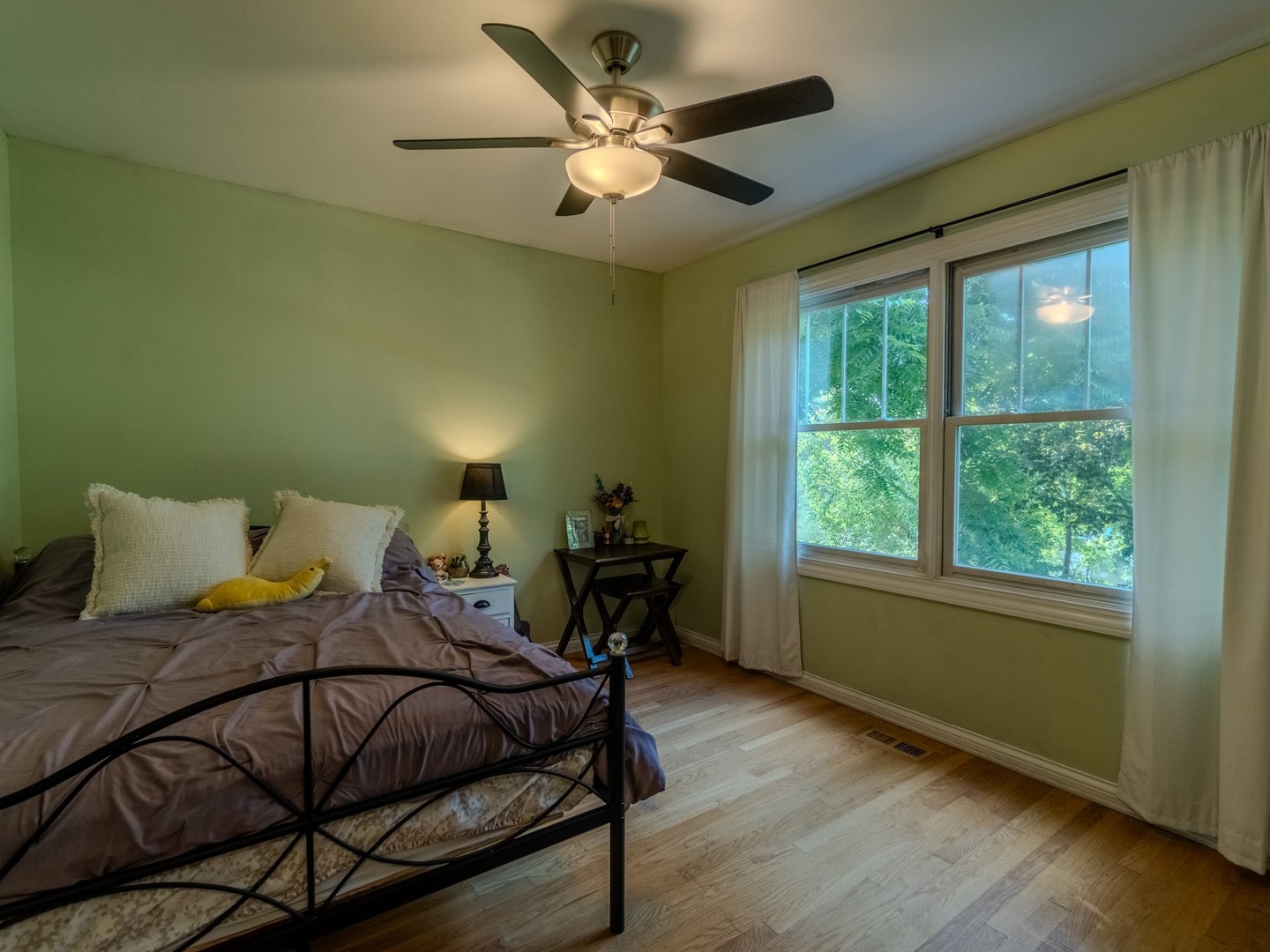 215 North River Road Fox River Grove, IL 60021 - Photo 15 of 25 a bed room with a bed and a chair