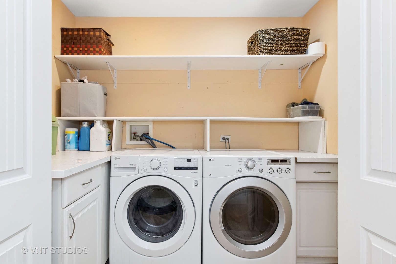 215 North River Road Fox River Grove, IL 60021 - Photo 21 of 25 a utility room with dryer and washer