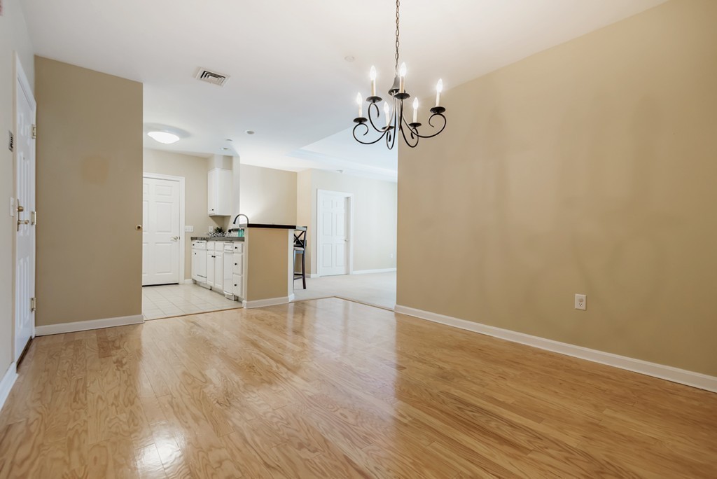 180 Chickering Road, Unit 308C North Andover, MA 01845 - Photo 8 of 24 Gallery Image 8