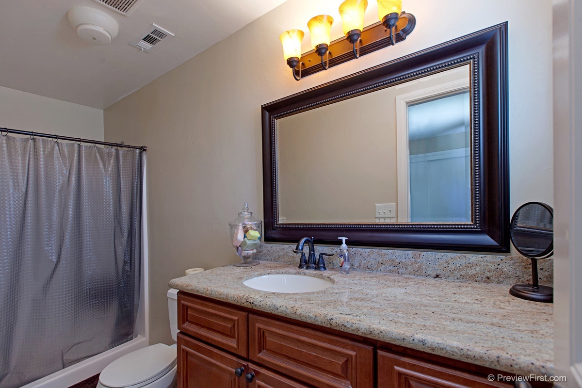 8725 Los Coches Road Lakeside, CA 92040 - Photo 13 of 22 Gallery Image 13
