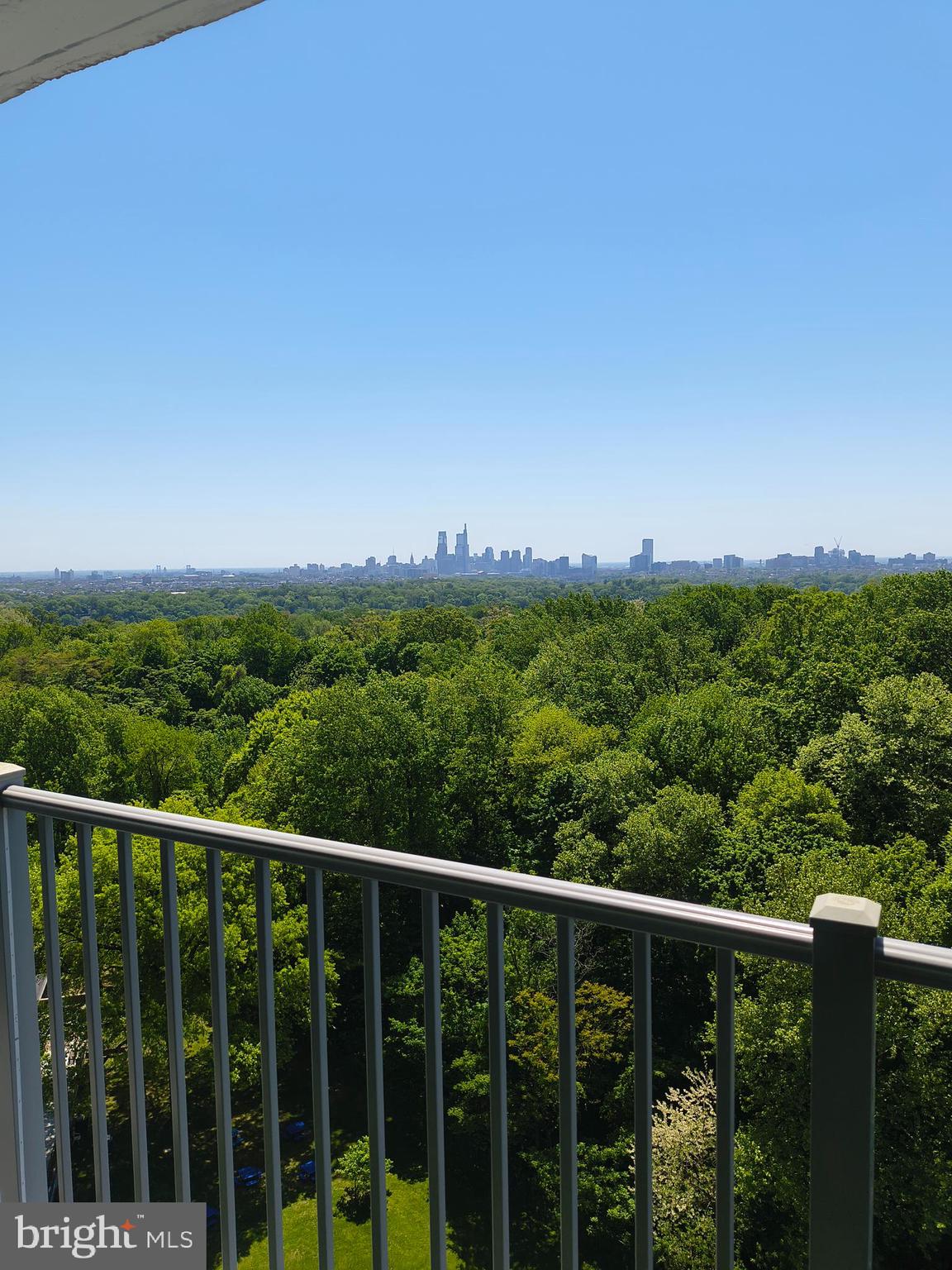 3900 West Ford Road, Unit 17M Philadelphia, PA 19131 - Photo 1 of 14