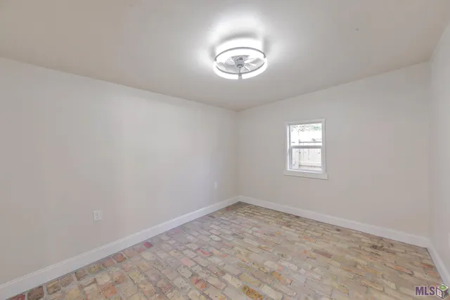 $199,900 | 418 Hibernia Place, Houma, LA 70363