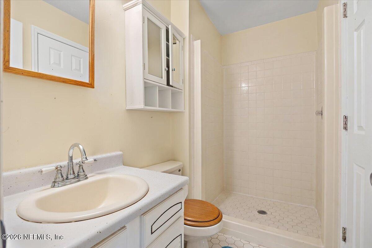 3476 Clifford Dugger Road Glen St. Mary, FL 32040 - Photo 12 of 30 11-Primary Bathroom