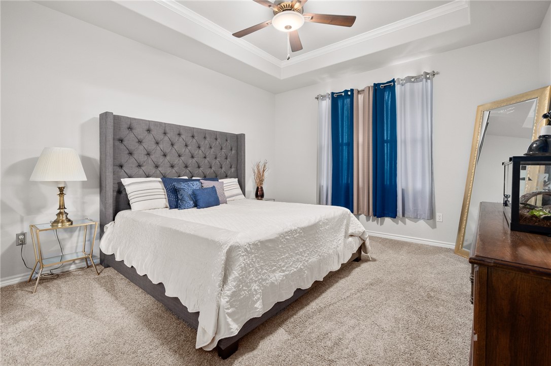 1031 Ocean Breeze Portland, TX 78374 - Photo 13 of 35 a bedroom with bed and window