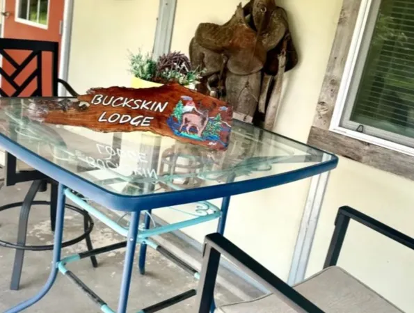 $3,000 | 6411 Junction Highway, Mountain Home, TX 78058