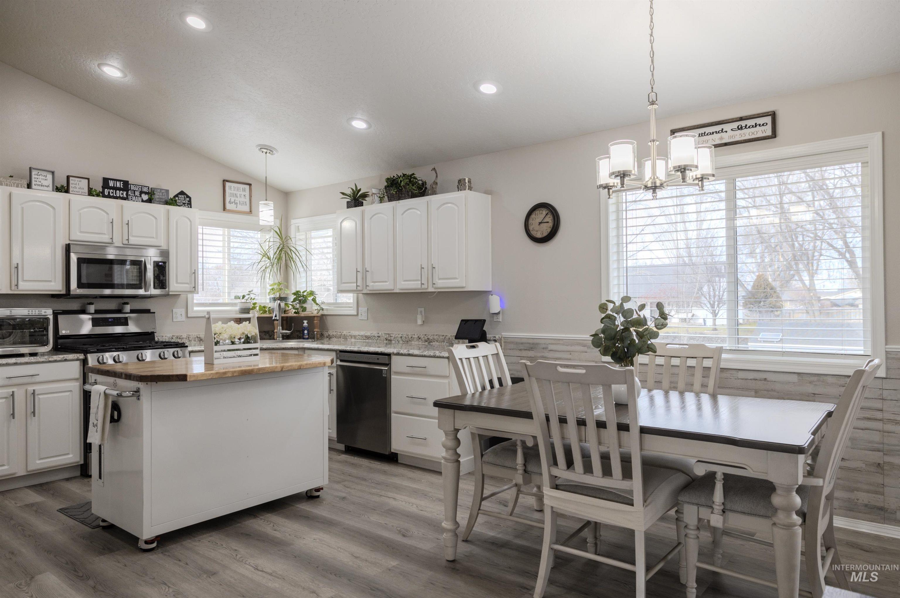 805 West 1st Street Fruitland, ID 83619 - Photo 9 of 24