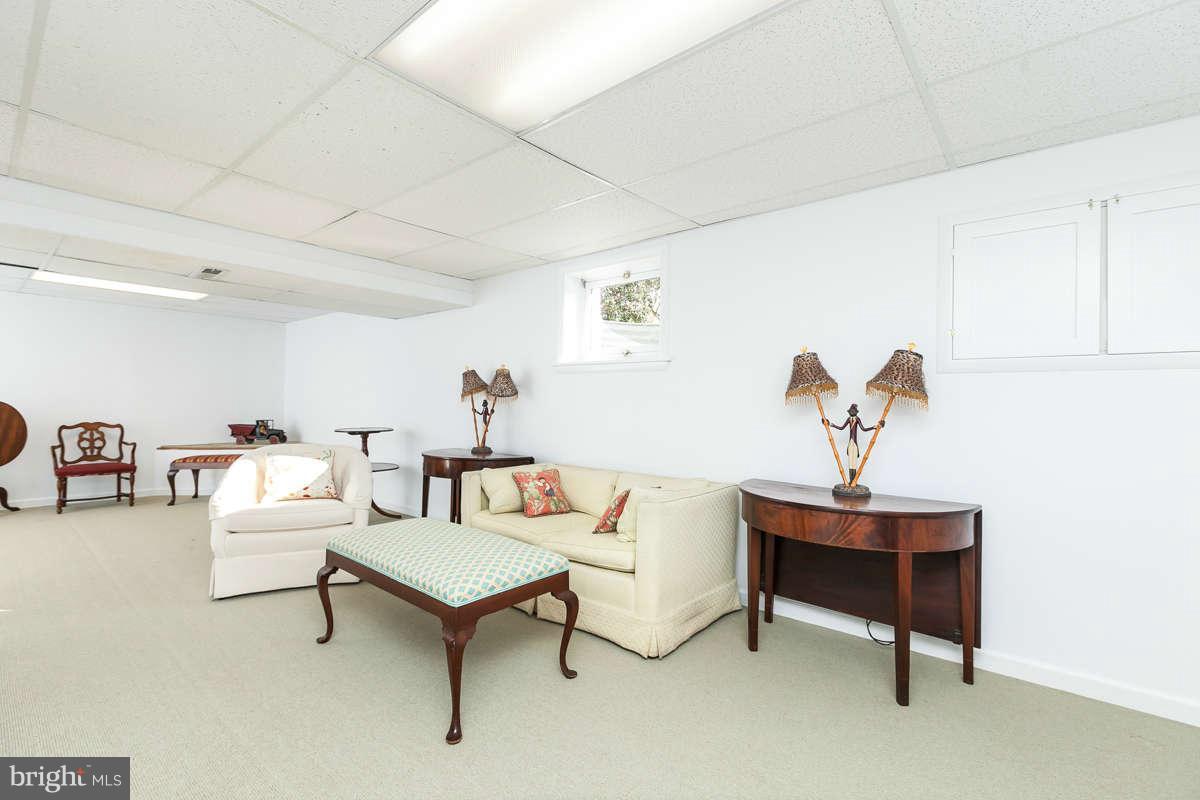 254 Hunters Ridge Road Lutherville-Timonium, MD 21093 - Photo 22 of 30 Interior (General)