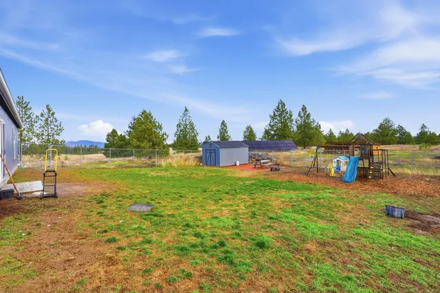 $499,000 | 14912 North Dover Road, Nine Mile Falls, WA 99026