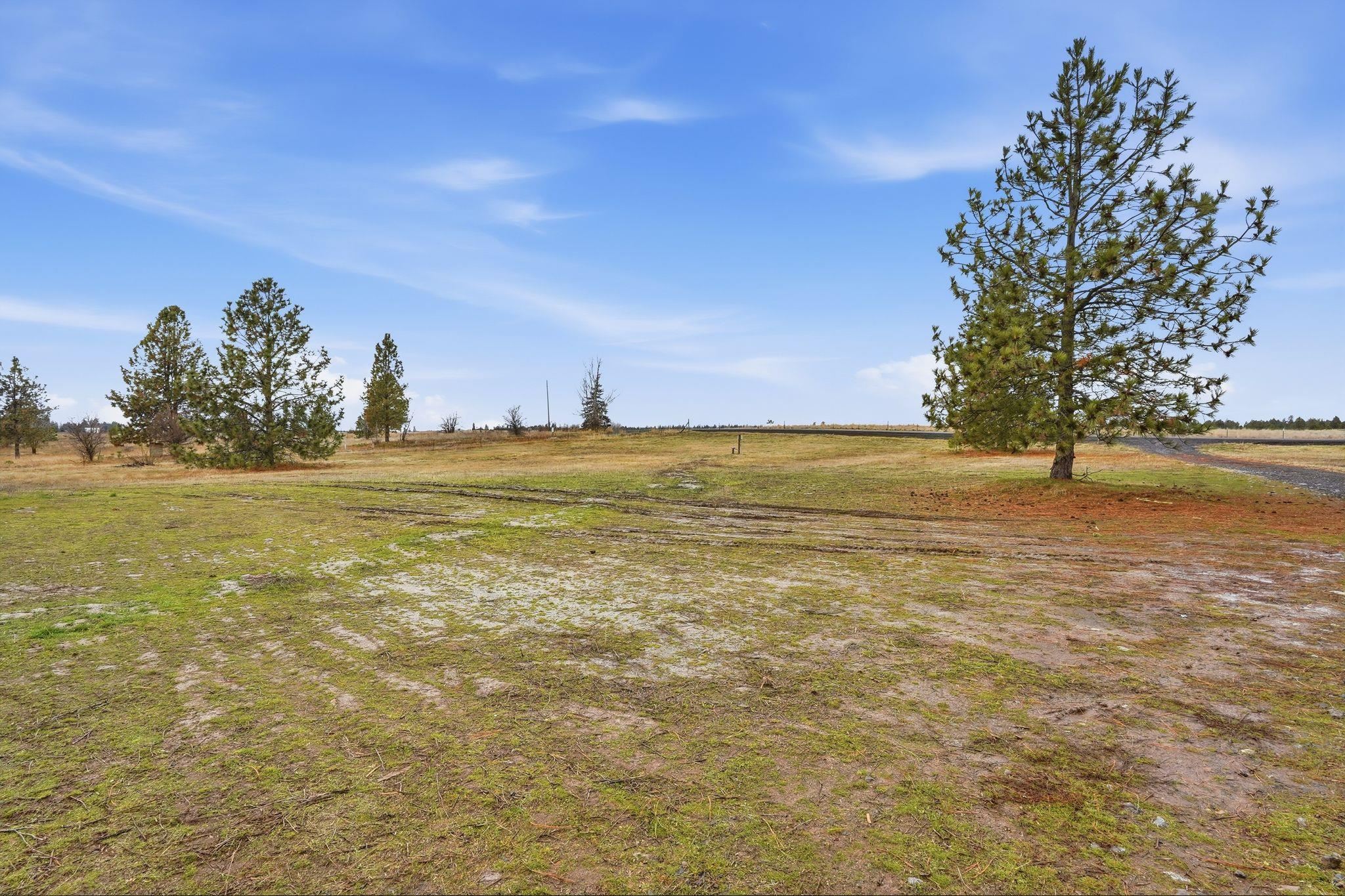 14912 North Dover Road Nine Mile Falls, WA 99026 - Photo 27 of 35