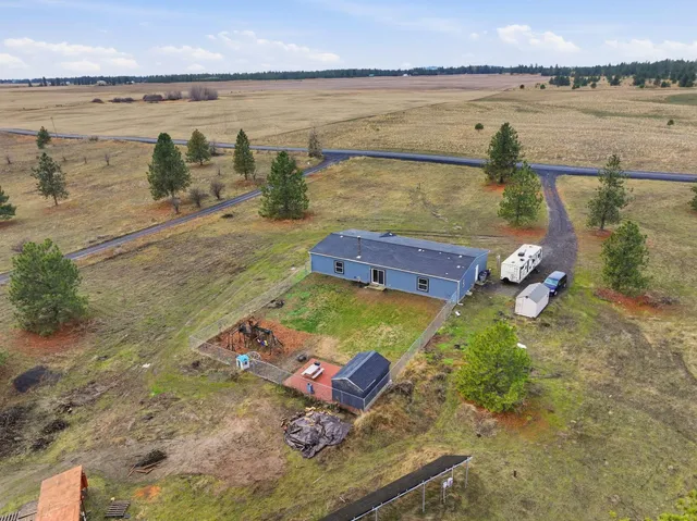$499,000 | 14912 North Dover Road, Nine Mile Falls, WA 99026