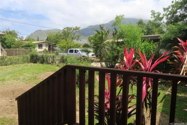 $2,500 | 84-1046 Farrington Highway, Waianae, HI 96792