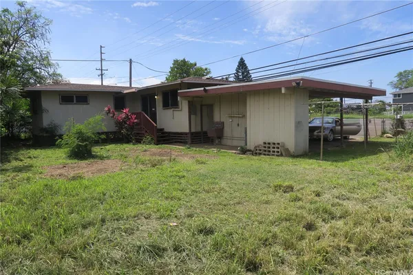 $2,500 | 84-1046 Farrington Highway, Waianae, HI 96792