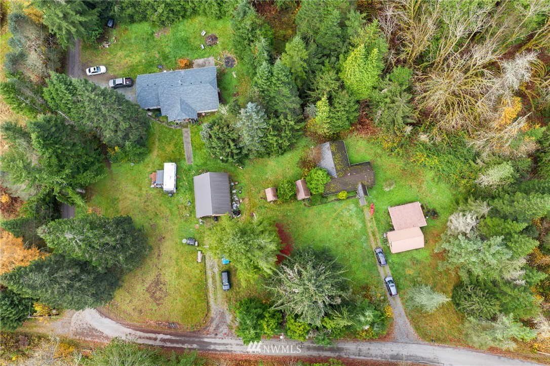 6489 Rutsatz Road Deming, WA 98244 - Photo 2 of 27
