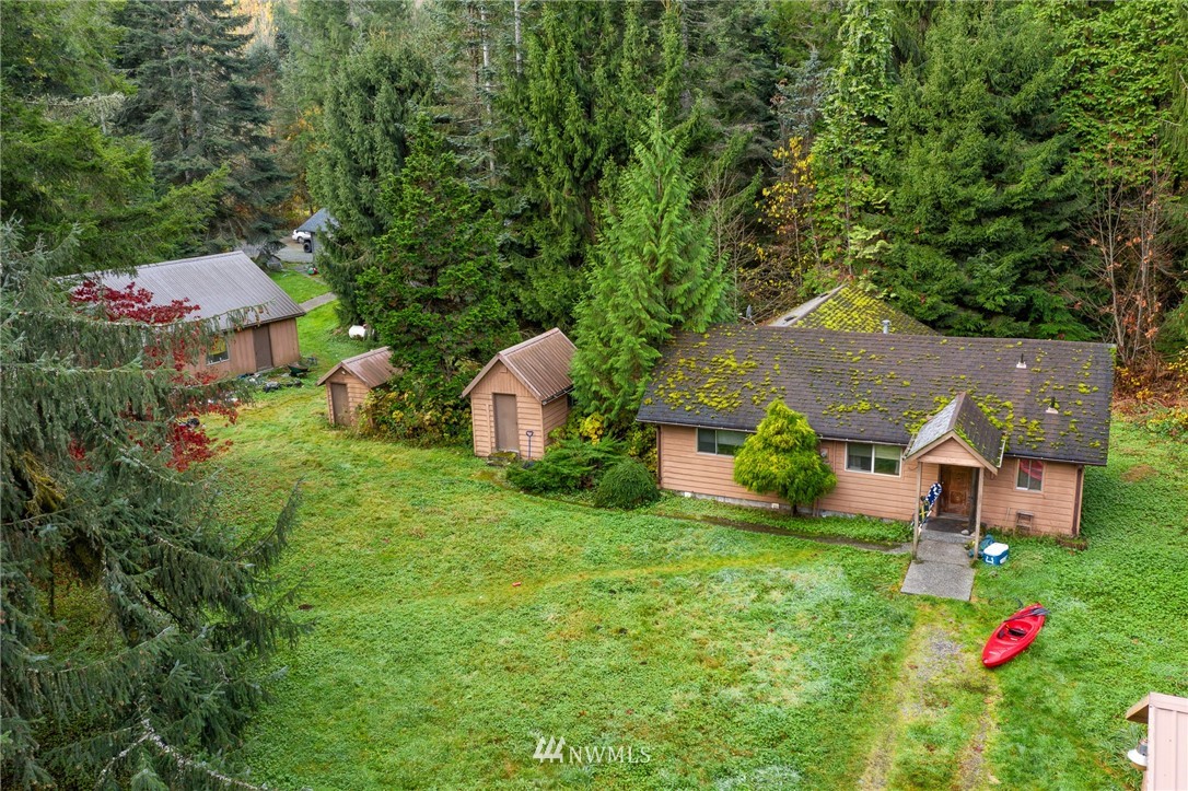 6489 Rutsatz Road Deming, WA 98244 - Photo 14 of 27