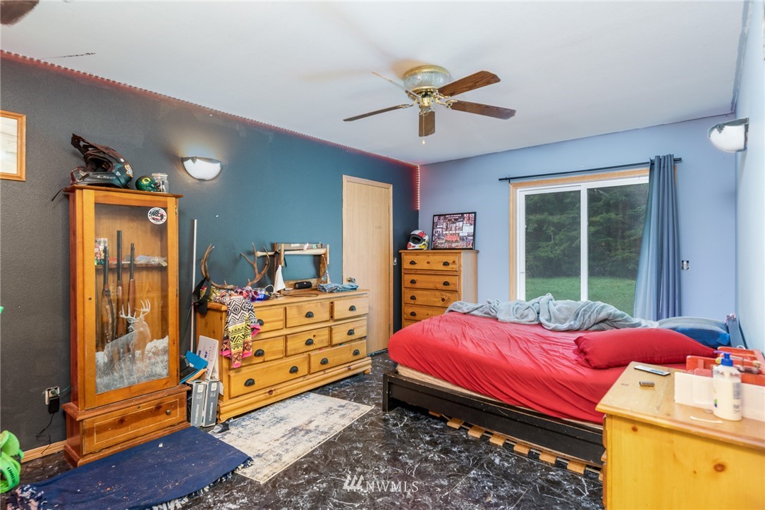 6489 Rutsatz Road Deming, WA 98244 - Photo 8 of 27