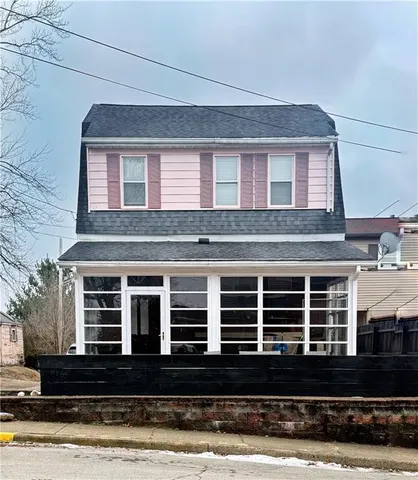 $129,900 | 389 Webster Street, Rochester, PA 15074