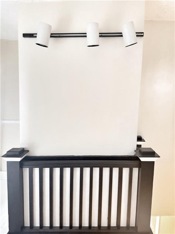 389 Webster Street Rochester, PA 15074 - Photo 10 of 24