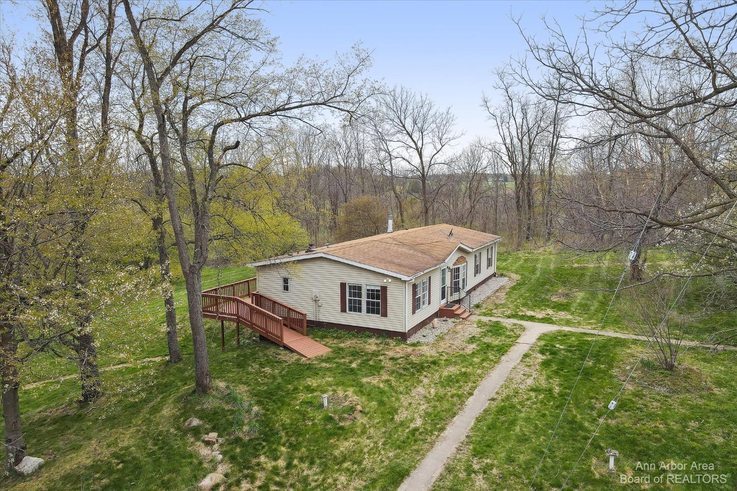 780 East Pifer Road Dowling, MI 49050 - Photo 1 of 56 Photo 1