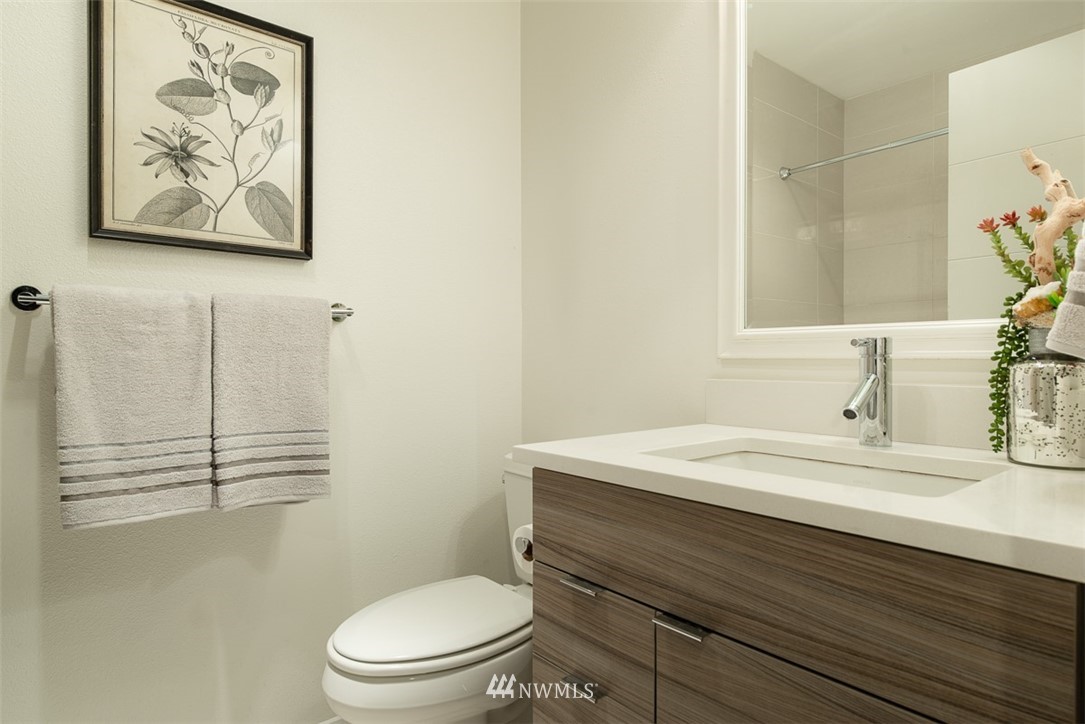 5021 Ripley Lane North, Unit 301 Renton, WA 98056 - Photo 14 of 19