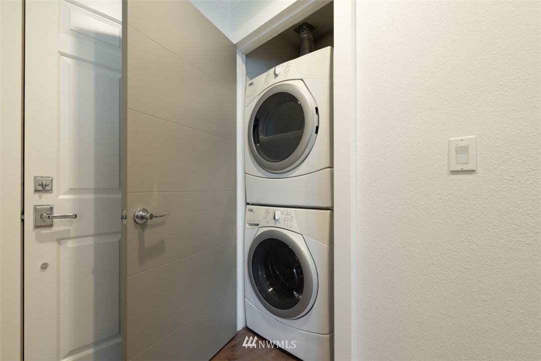 5021 Ripley Lane North, Unit 301 Renton, WA 98056 - Photo 15 of 19