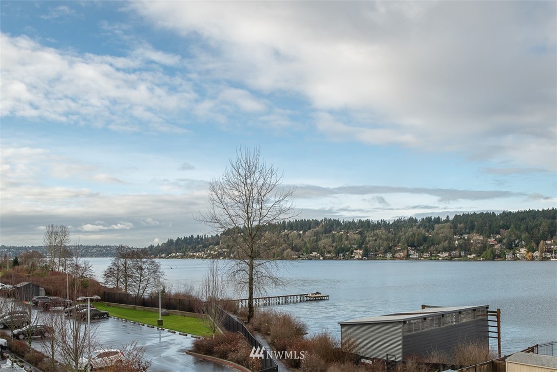 5021 Ripley Lane North, Unit 301 Renton, WA 98056 - Photo 16 of 19