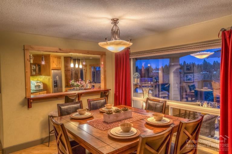 19673 Sunshine Way Bend, OR 97702 - Photo 6 of 25 For those Special Family Memories the Di