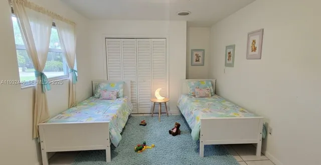 $1,500,000 | 2928 Louise Street, Miami, FL 33133