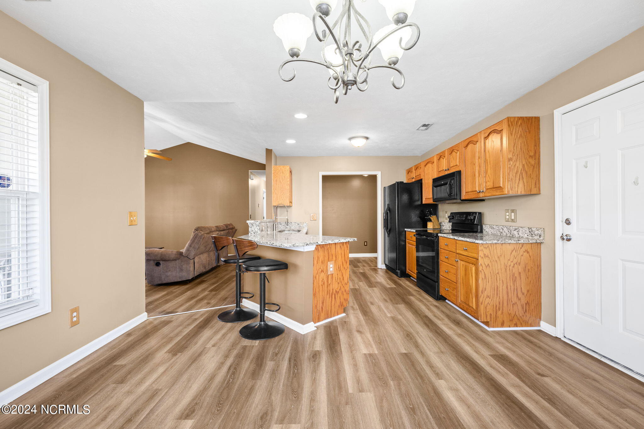 536 Woodberry Circle Raeford, NC 28376 - Photo 9 of 41 20-web-or-mls-6S5A1911