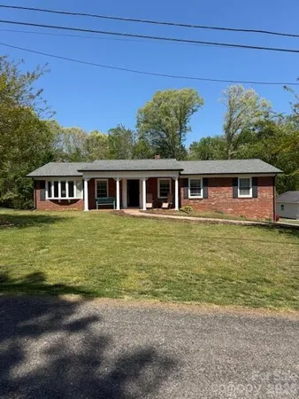 $282,900 | 1126 Cannon Drive, Lenoir, NC 28645