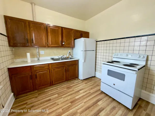 $1,300 | 221 Pittston Avenue, Unit 1, Scranton, PA 18505