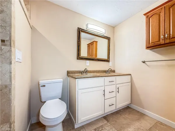 $2,995 | 2115 St Croix Avenue, Fort Myers, FL 33905