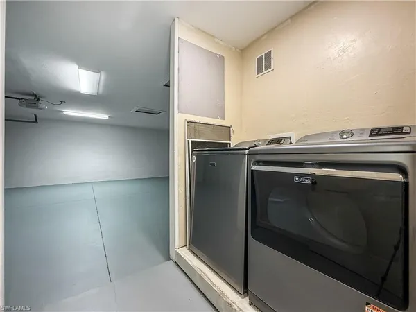 $2,995 | 2115 St Croix Avenue, Fort Myers, FL 33905