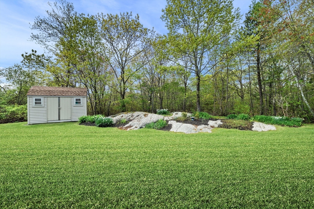 10 Seaview Road Gloucester, MA 01930 - Photo 34 of 41