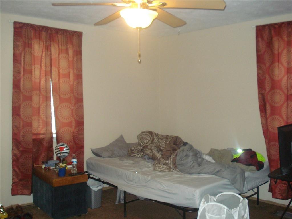 1119 Riverside Drive Beaver, PA 15009 - Photo 11 of 14 a living room with furniture and a table