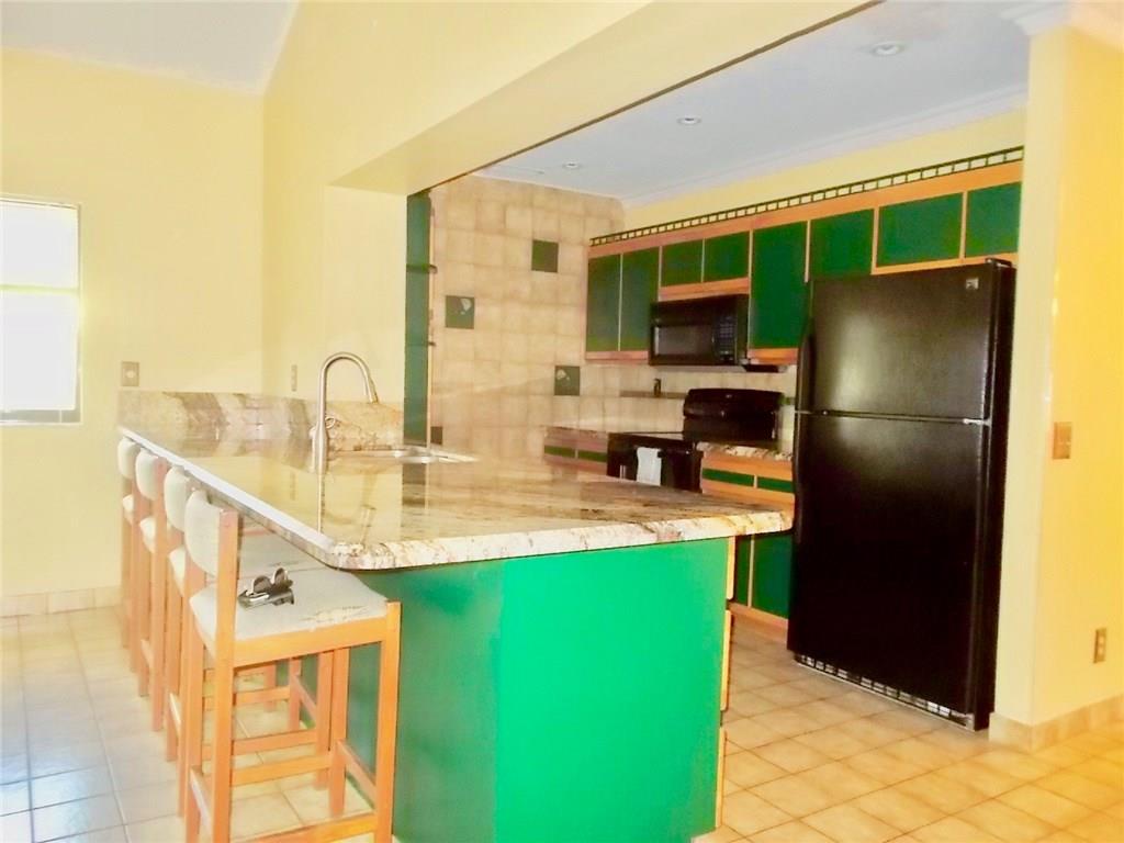 95 Southwest Cabana Point Circle Stuart, FL 34994 - Photo 8 of 32 Gallery Image 8