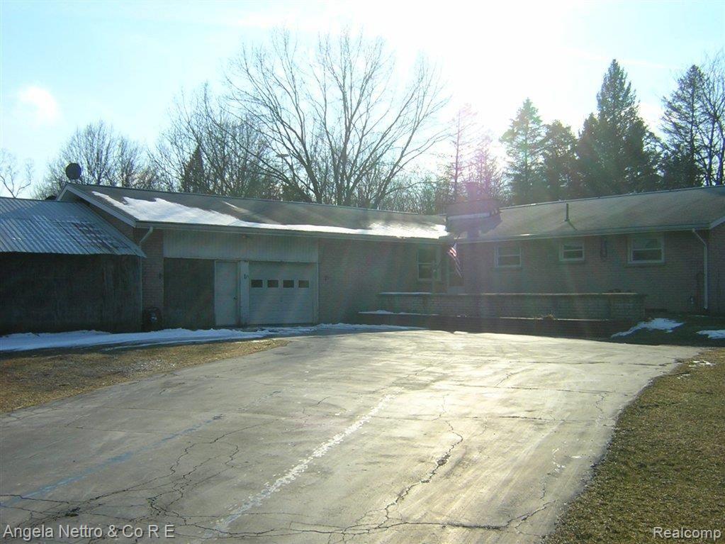 10880 Judd Road Willis, MI 48191 - Photo 1 of 23 PAVED DEIVEWAY