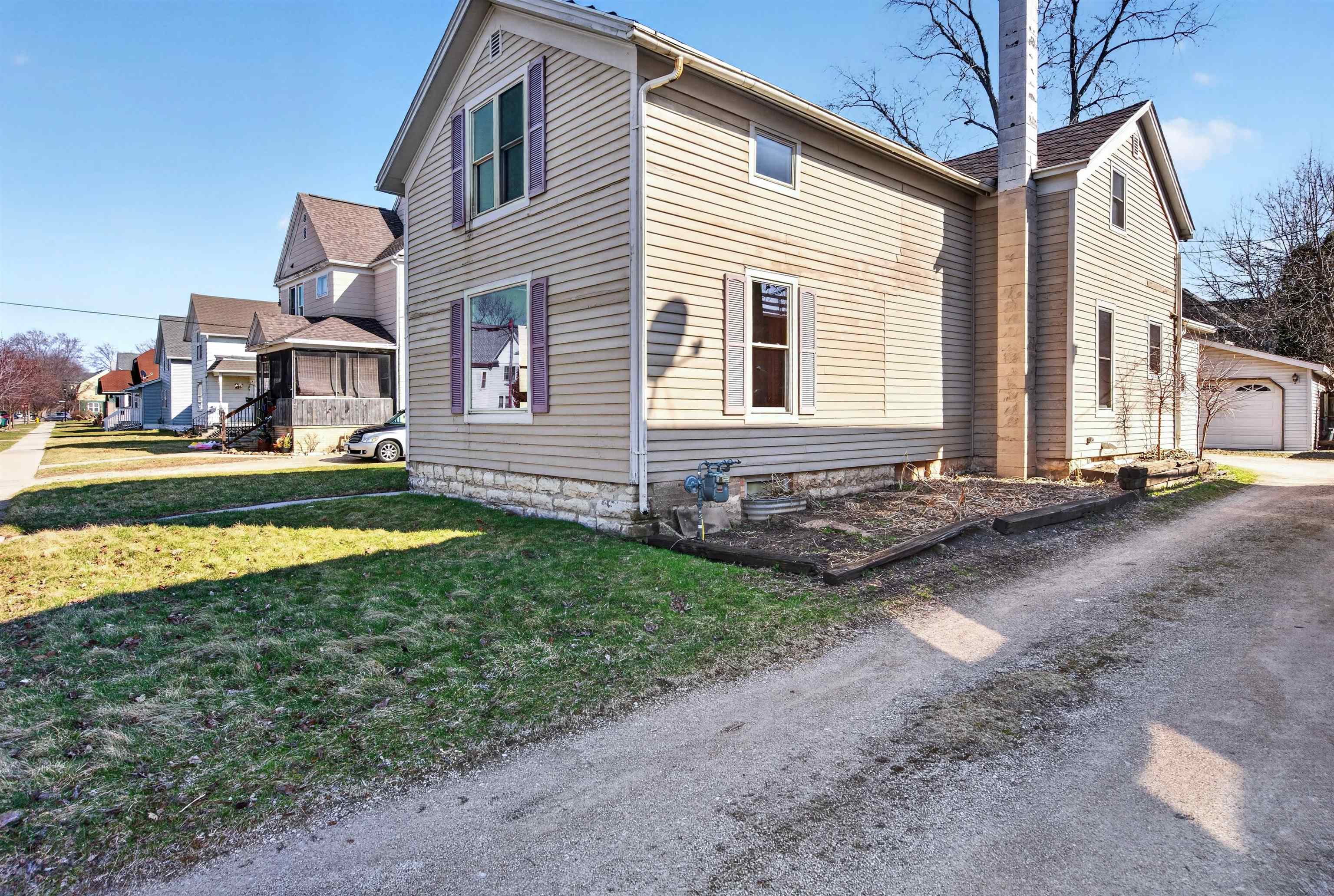 166 5th Street Fond du Lac, WI 54935 - Photo 3 of 38