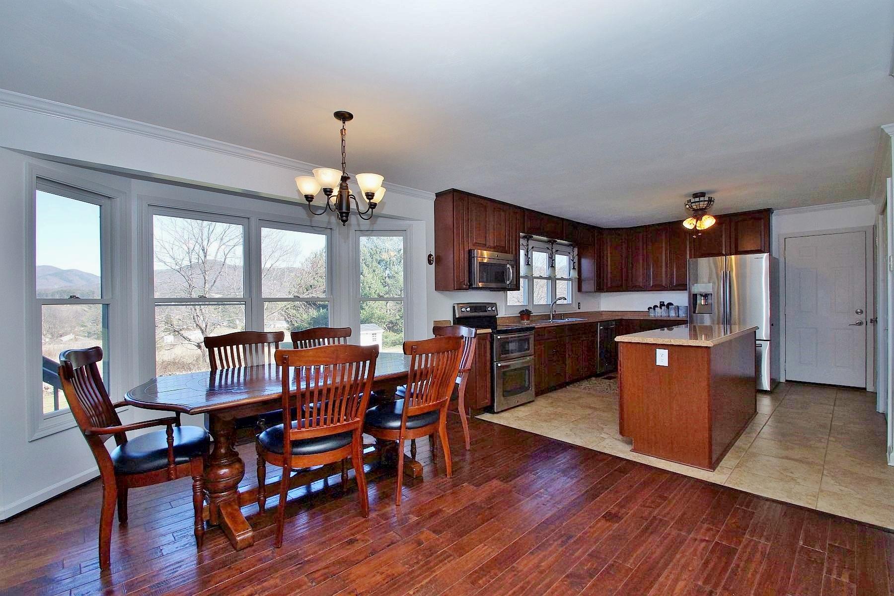 377 McIntosh Road Roanoke, VA 24019 - Photo 14 of 40 dsc07515
