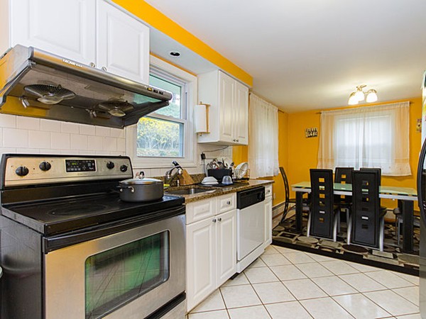 12 Charles Road, Unit 12 Winchester, MA 01890 - Photo 6 of 14
