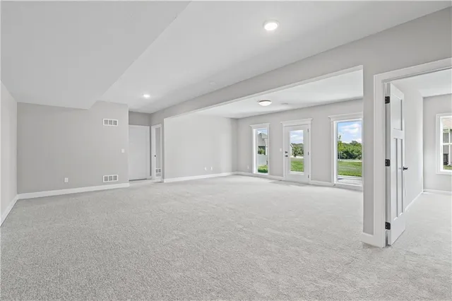 $598,640 | 10205 North Winchester Avenue, Kansas City, MO 64156