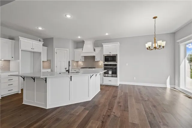 $598,640 | 10205 North Winchester Avenue, Kansas City, MO 64156