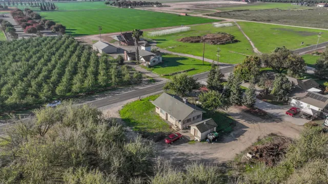 $1,900,000 | 14057 Clinton S Avenue, Ripon, CA 95366