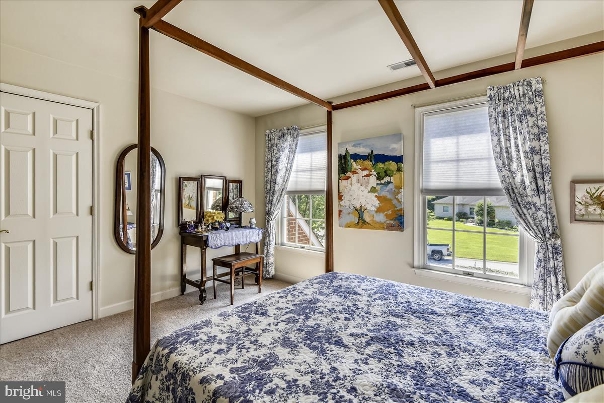 2726 Howard Grove Road Davidsonville, MD 21035 - Photo 34 of 63 Bedroom