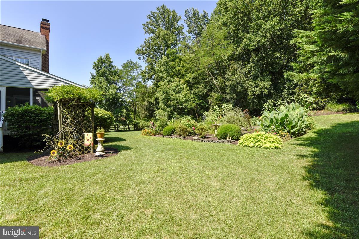 2726 Howard Grove Road Davidsonville, MD 21035 - Photo 51 of 63 Yard