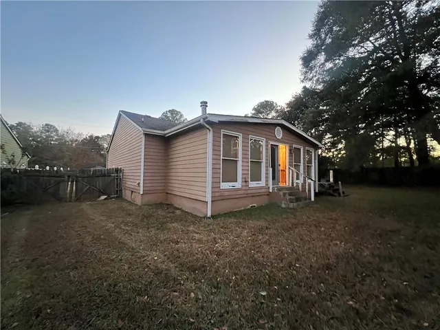 $159,900 | 1112 Reynolds Court, Morrow, GA 30260