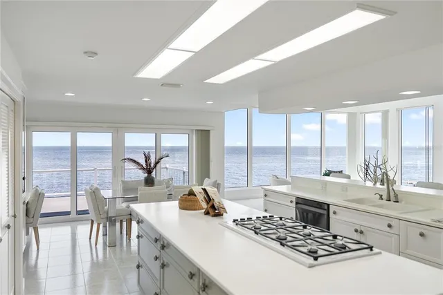 $4,495,000 | 709 Key Royale Drive, Holmes Beach, FL 34217